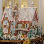 New-Hampshire-Custom-gingerbread-bi-level-Santa-summer-home